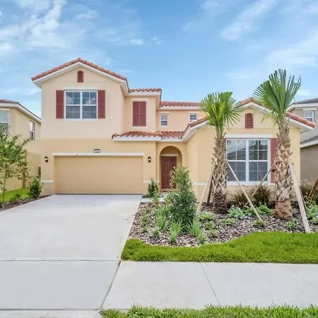 7535Oakmoss Villa